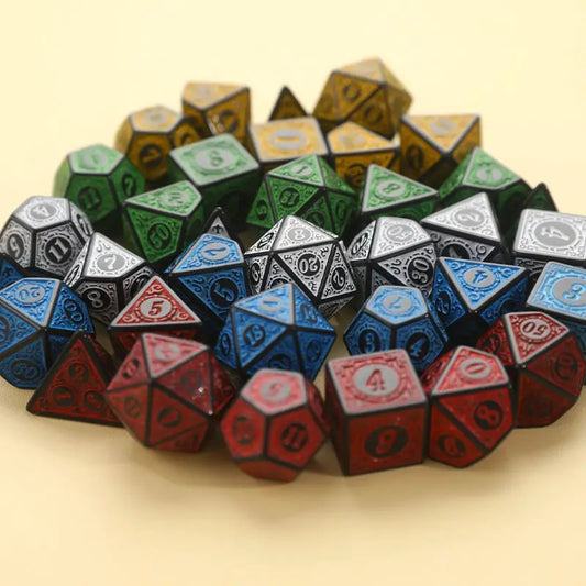 D&D Dice Set and Chest Dungeons and Dragons / DND Rpg Dice 7 Dice and Storage for Avid Gamers