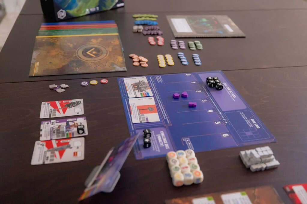 Vantage | Board Game